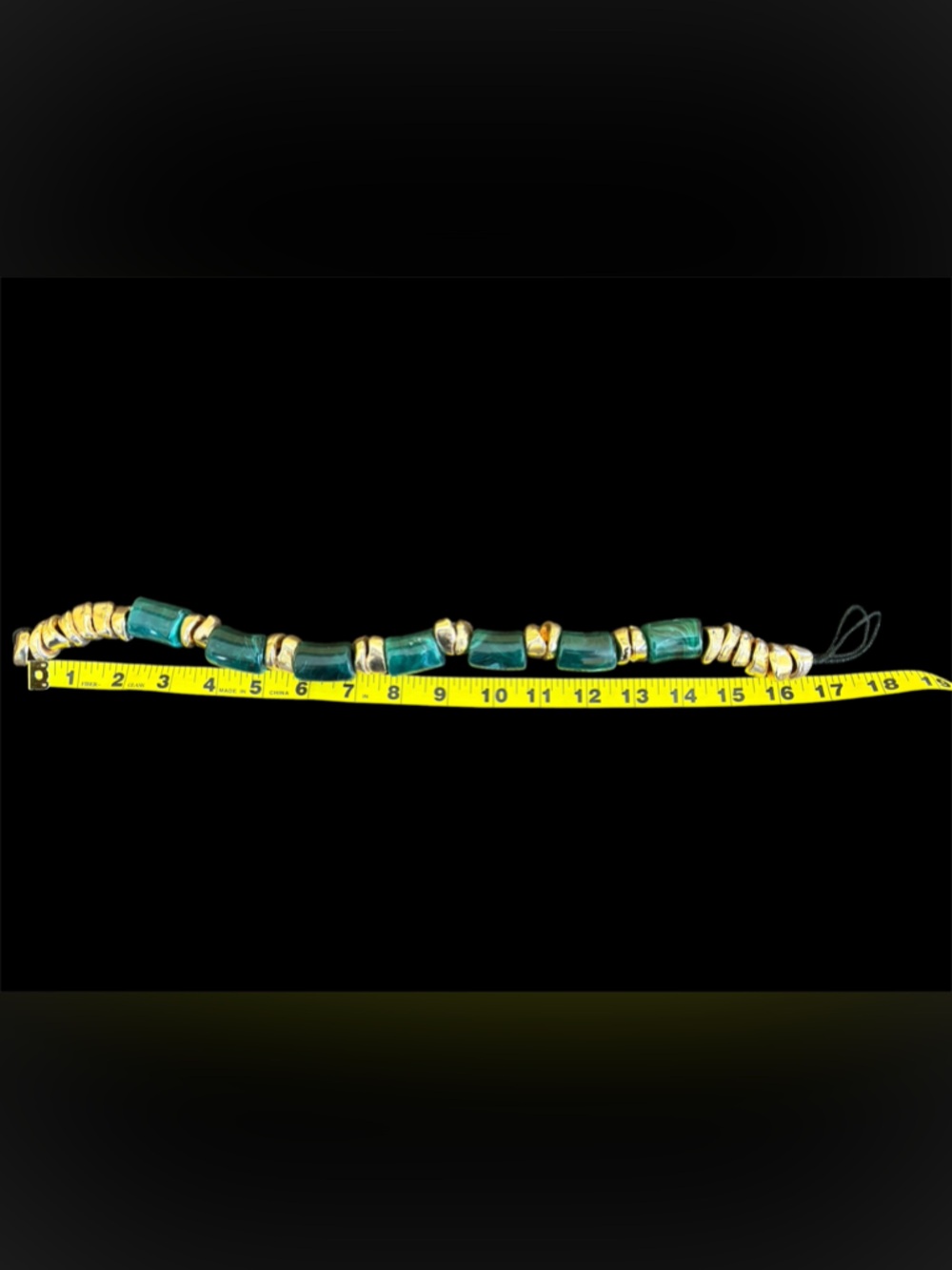 New Gold & Emerald Chunky Beaded Statement Necklace - Women Jewelry - Picture 8 of 9